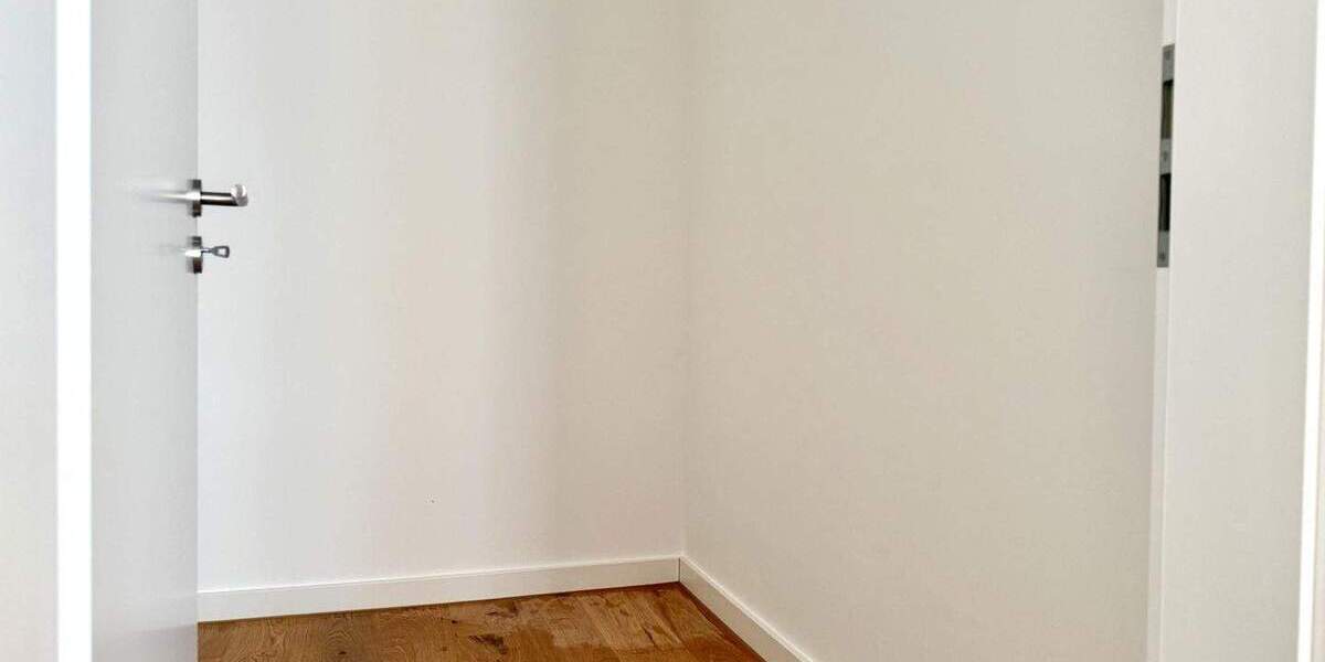 Etagenwohnung Oberursel - 2 Zimmer, 73 m&sup2;, 499.000&euro; | Angebot:25746351