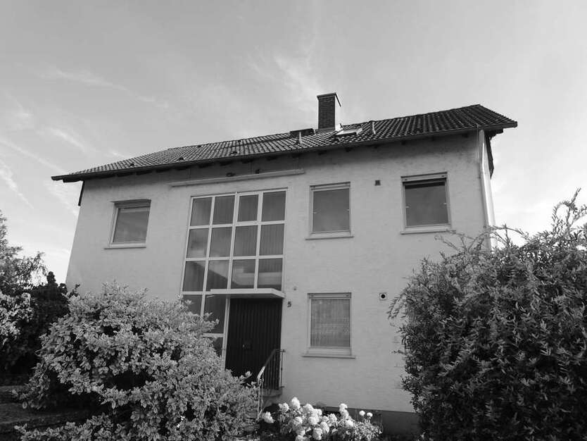 Haus zum Kaufen in Aschaffenburg 735.000 € 210 m²