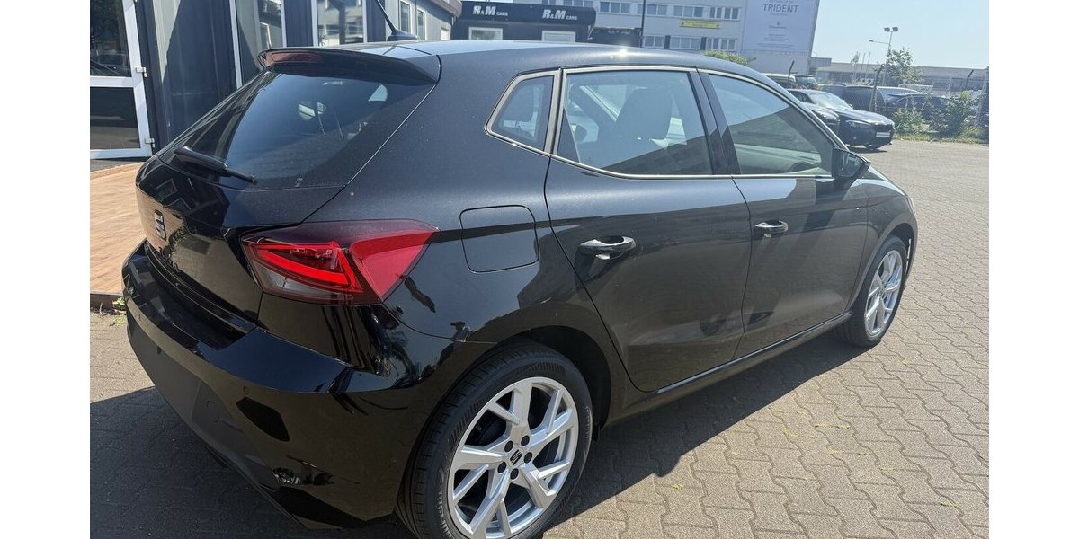 Seat Ibiza 1.0 TSI 70 kW Style/17Zoll/Winterp 1.109 km 18.599 &euro; Frankfurt 60386