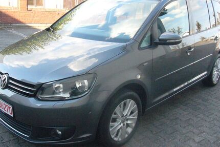VW Touran 114.000 km 10.999 &euro; Langen 63225