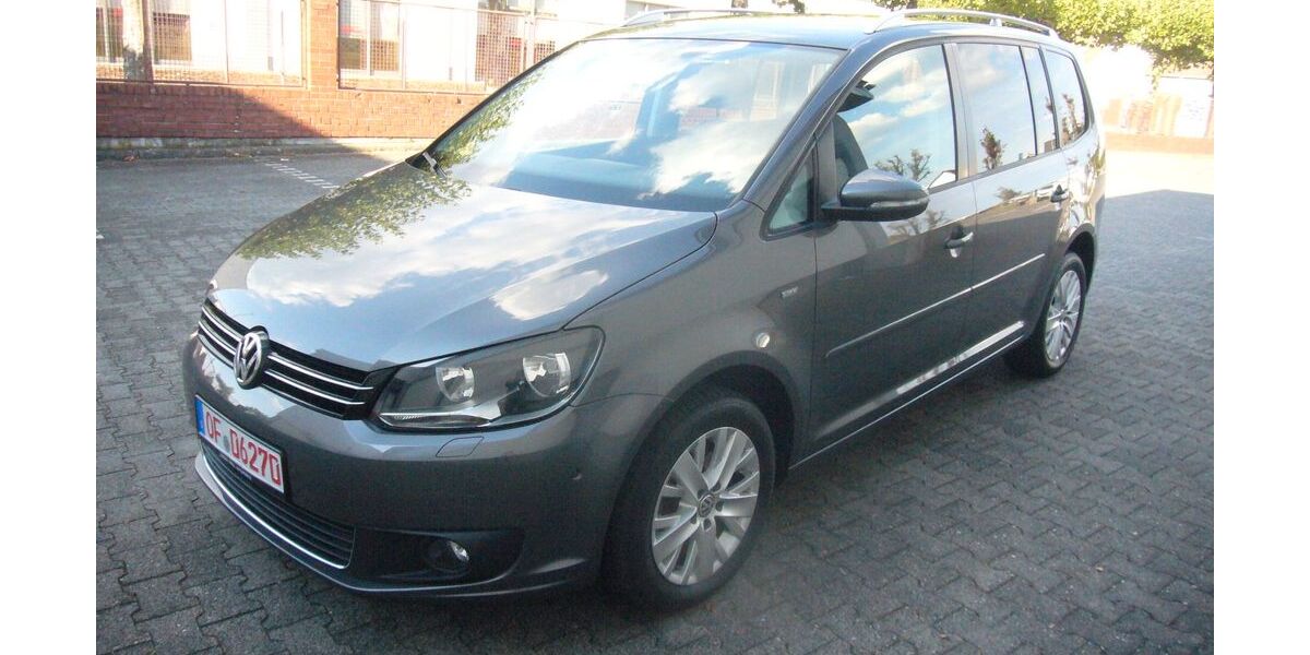 VW Touran 114.000 km 10.999 &euro; Langen 63225