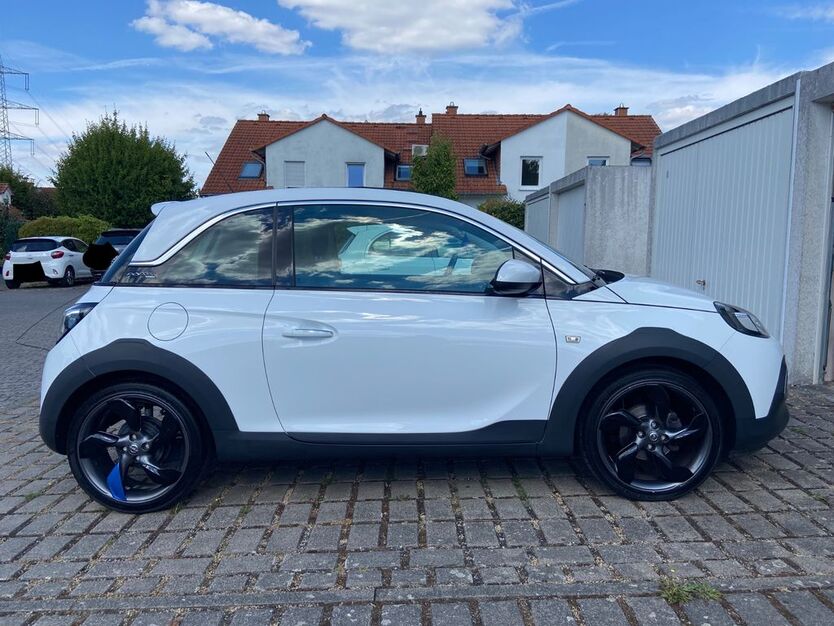 Opel Adam 94.000 km 11.850 € Eppstein 65817
