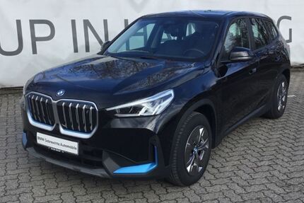 BMW iX1 13.767 km 32.988 &euro; Hainburg 63512