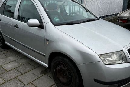 Skoda Fabia 198.000 km 999 € Mühlheim am Main 63165