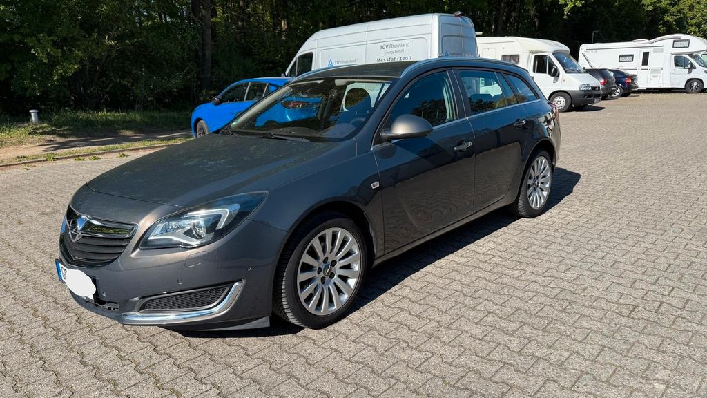 Opel Insignia 67.000 km 10.900 &euro; Nauheim 64569