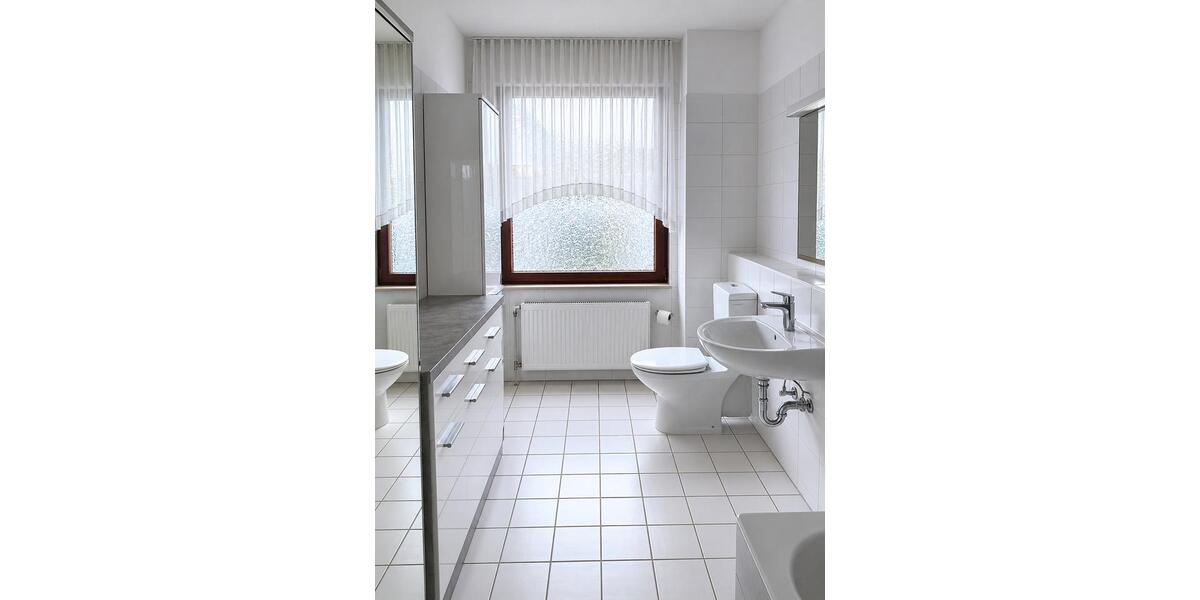 Reihenhaus Bad Vilbel - 6 Zimmer, 130 m&sup2;, 670.000&euro; | Angebot:22162494