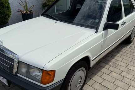 Mercedes-Benz 190 165.000 km 7.450 € Hofheim 65719