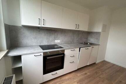 Stilvoll kernsaniert! 3-Zimmer-Wohntraum mit Balkon 3 zimmer