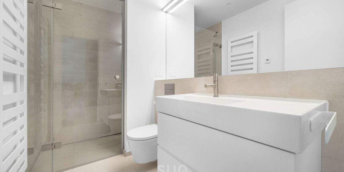 Etagenwohnung Frankfurt am Main Ostend - 2 Zimmer, 64 m&sup2;, 1.850&euro; | Angebot:25737615