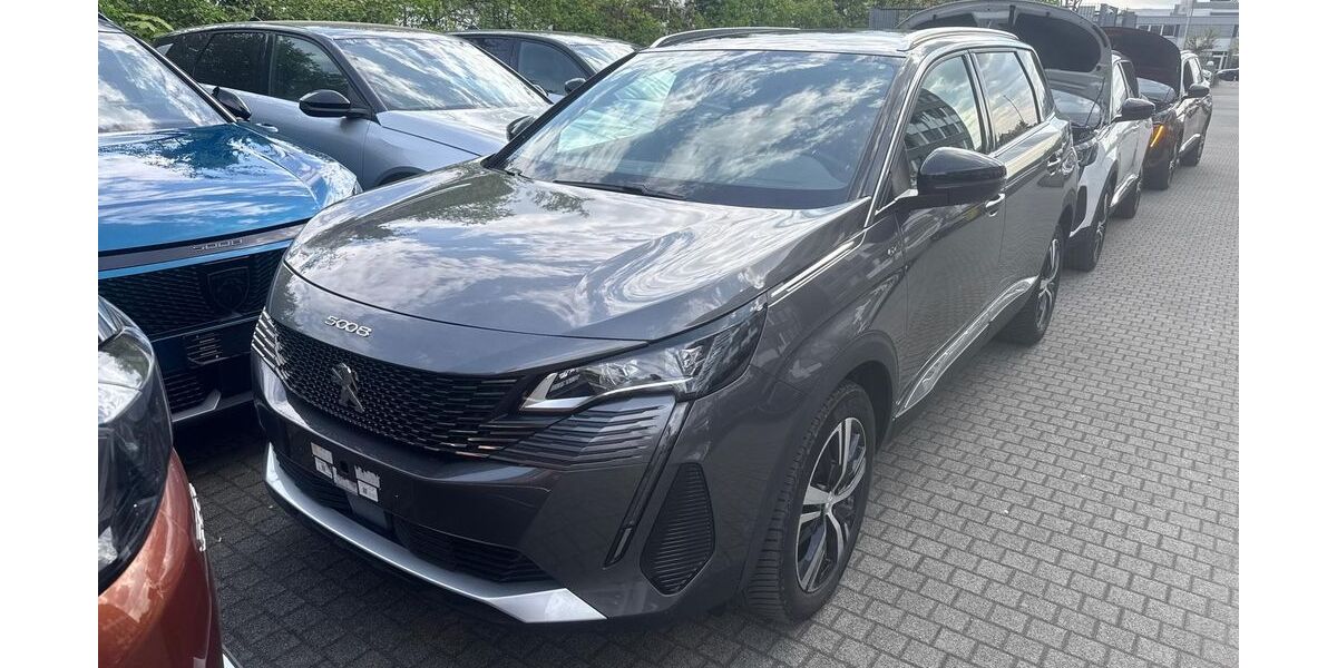 Peugeot 5008 29.360 km 23.680 &euro; Rüsselsheim 65428
