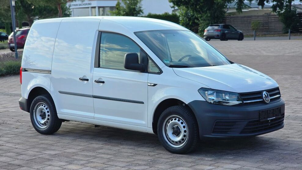 VW Caddy 24.600 km 15.980 € Büttelborn 64572