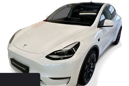 Tesla Model Y 56.353 km 35.900 &euro; Hanau 63457