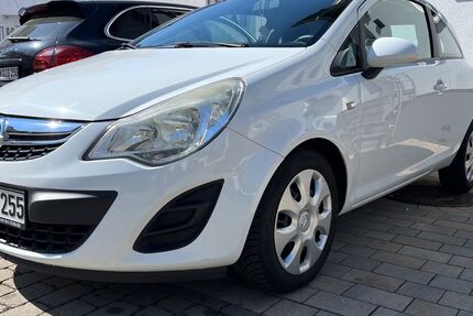 Opel Corsa 211.165 km 2.850 &euro; Niederdorfelden 61138