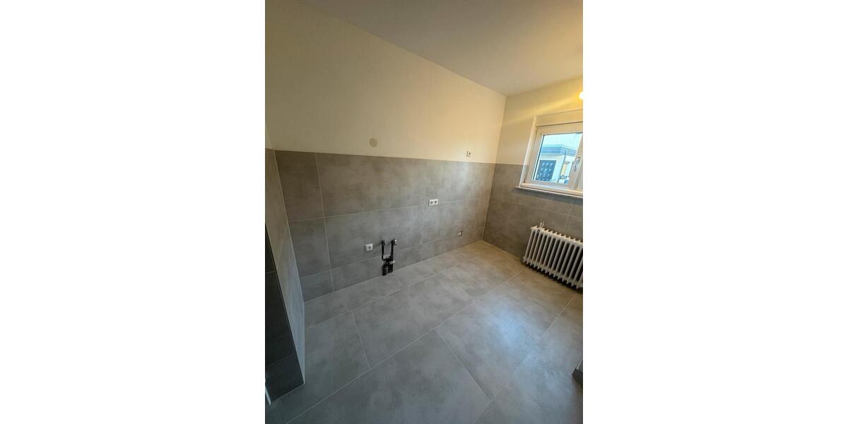Reihenhaus Frankfurt am Main Mitte-West - 3 Zimmer, 82 m&sup2;, 1.690&euro; | Angebot:24703923