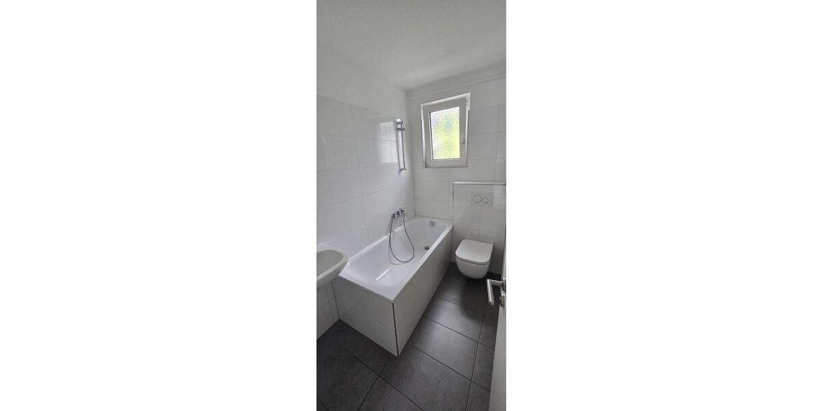 Etagenwohnung Frankfurt am Main Ostend - 2 Zimmer, 50 m&sup2;, 850&euro; | Angebot:26621153
