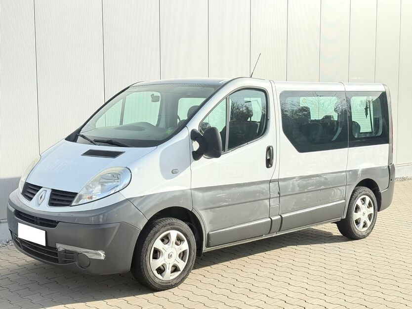 Renault Trafic 240.000 km 6.290 € Harheim 60437