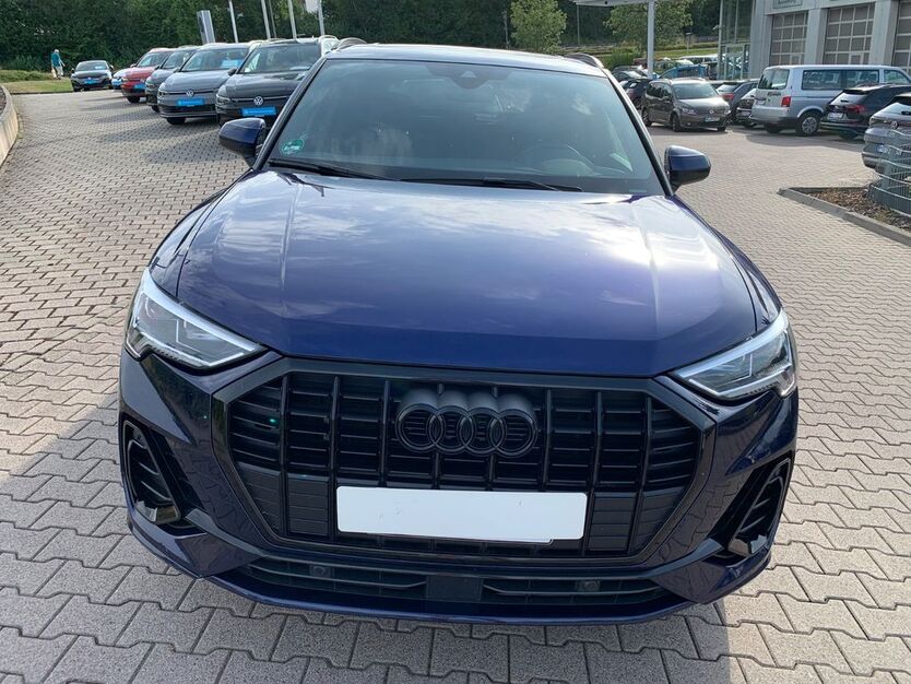 Audi Q3 128.000 km 31.999 € Bad Homburg 61348