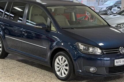 VW Touran 122.000 km 12.950 &euro; Rüsselsheim 65428