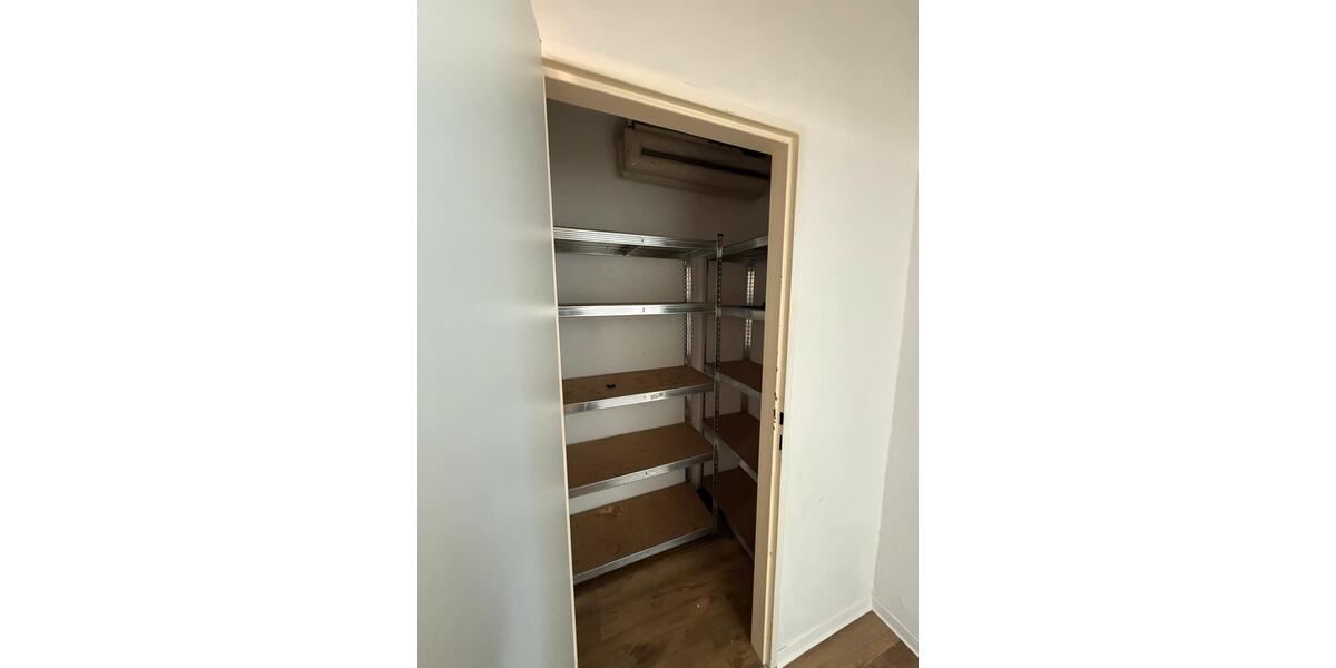 Etagenwohnung Darmstadt Darmstadt-Nord - 3 Zimmer, 81 m&sup2;, 1.300&euro; | Angebot:26268501