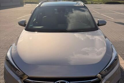 Hyundai TUCSON 126.000 km 20.500 € Groß-Zimmern 64846