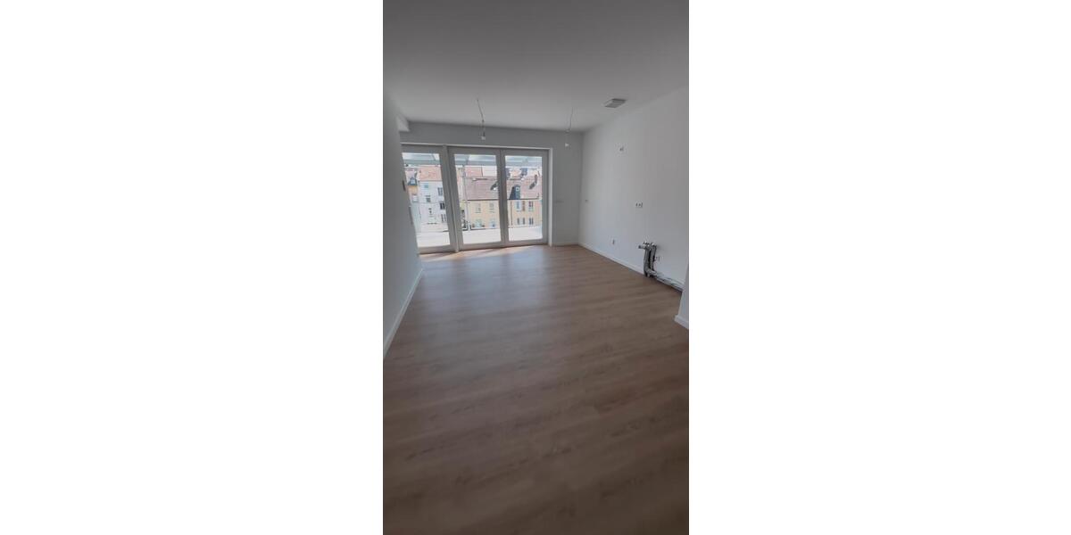 Terrassenwohnung Aschaffenburg Damm - 3 Zimmer, 97 m&sup2;, 1.724&euro; | Angebot:26583406
