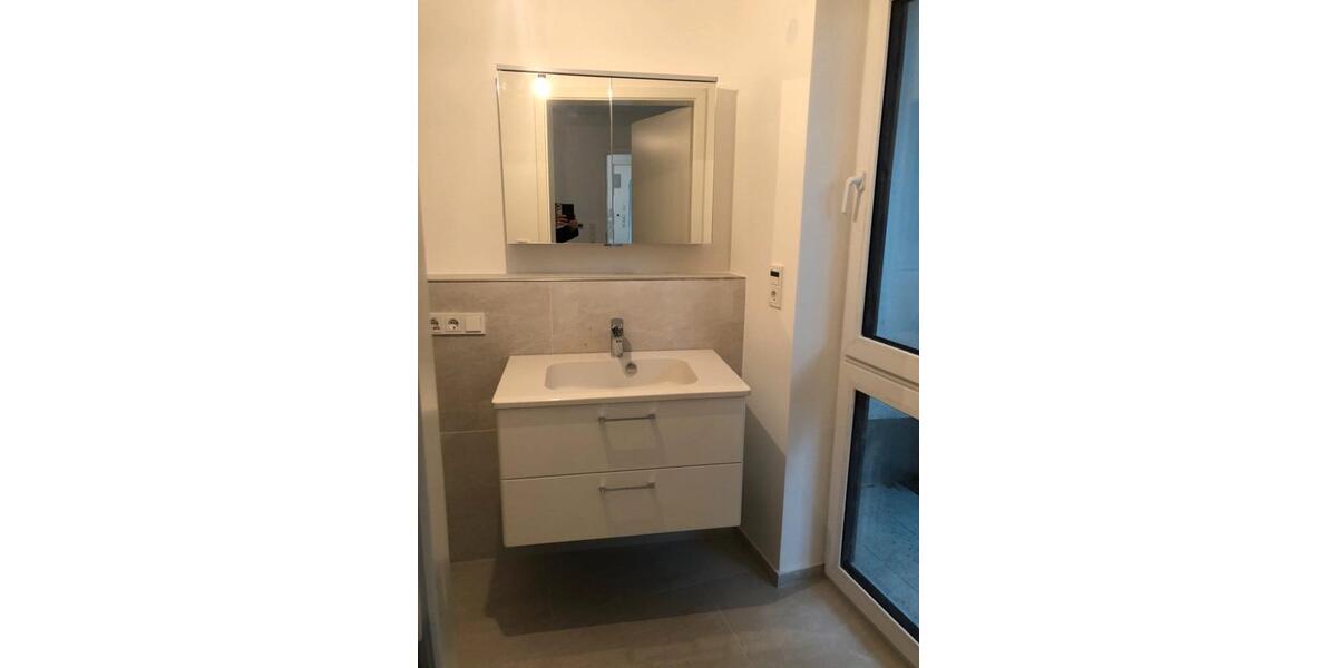Einfamilienhaus Dreieich - 9 Zimmer, 300 m&sup2;, 3.990&euro; | Angebot:26336525