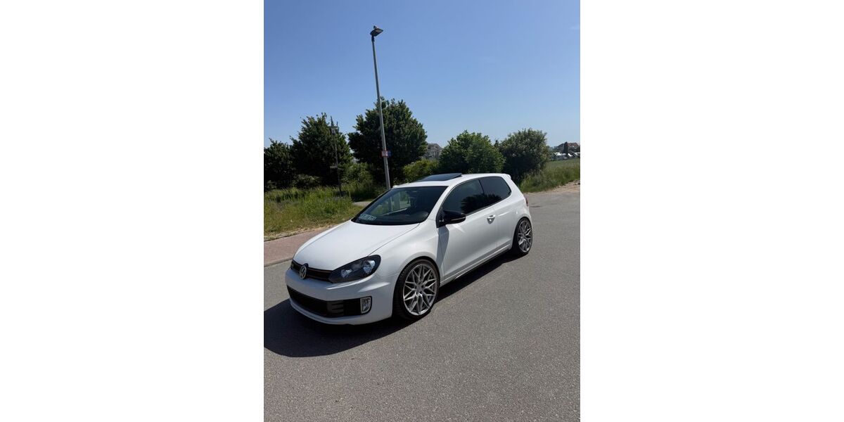 VW Golf 194.000 km 6.300 &euro; Bad soden 65812