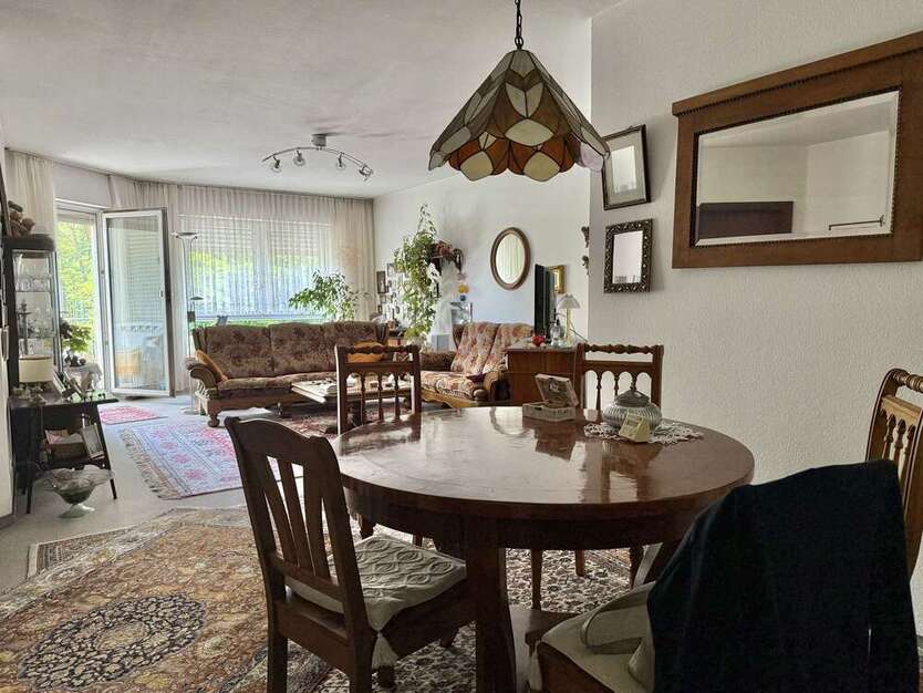 Wohnung zum Kaufen in Neu-Anspach 360.000 € 89.79 m²