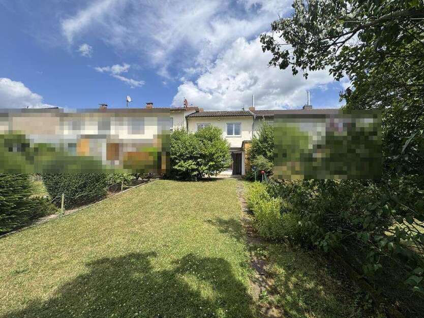 Haus zum Kaufen in Schwalbach 410.000 € 114.47 m²