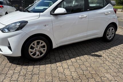 Hyundai i10 133.563 km 6.399 &euro; Hanau 63452