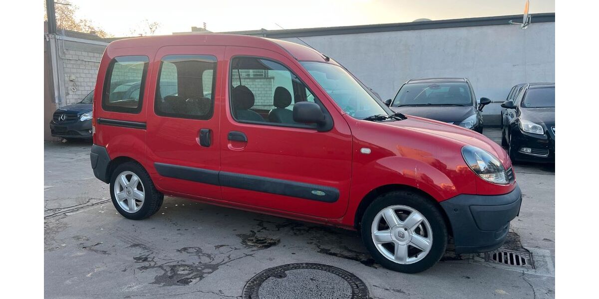 Renault Kangoo 280.000 km 2.999 &euro; Frankfurt am Main 65933