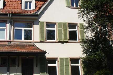 Haus zum Kaufen in Frankfurt am Main 1.120.000 € 196.48 m² 8 zimmer