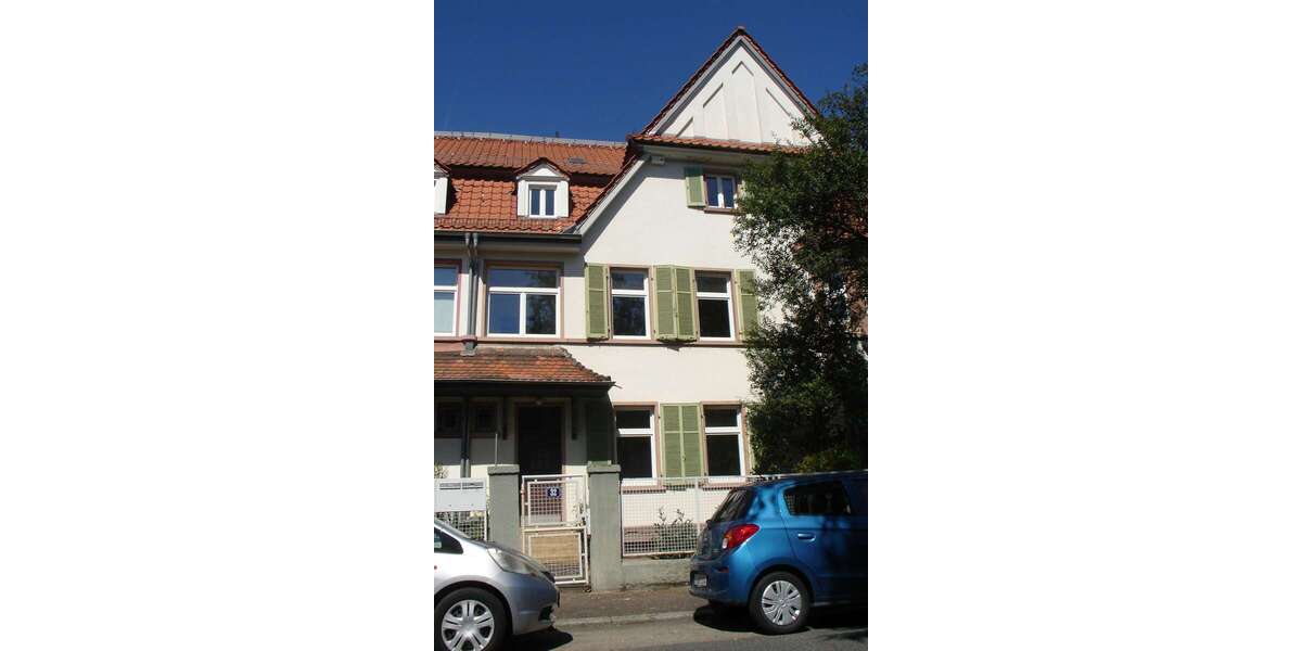 Haus zum Kaufen in Frankfurt am Main 1.120.000 € 196.48 m² 8 zimmer