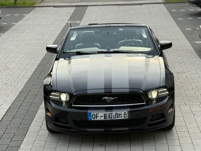 Ford Mustang 134.833 km 14.900 € Offenbach am Main 63069