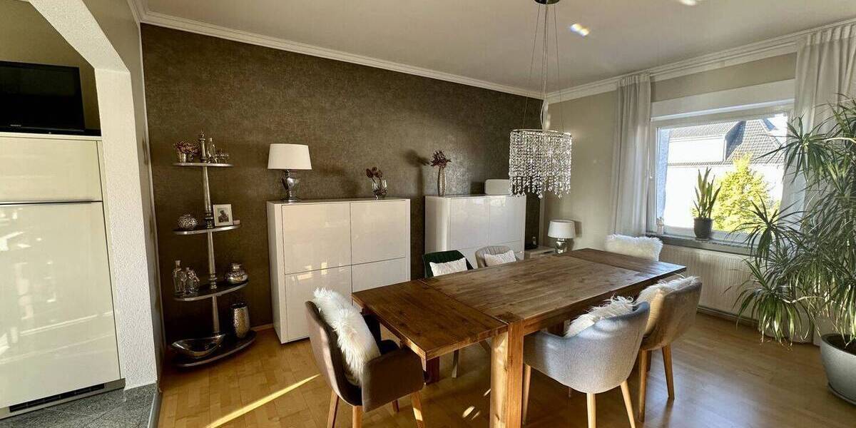 Einfamilienhaus Groß Gerau Groß-Gerau - 8 Zimmer, 193 m&sup2;, 777.000&euro; | Angebot:25814981