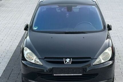 Peugeot 307 229.000 km 1.090 € Offenbach am Main 63069
