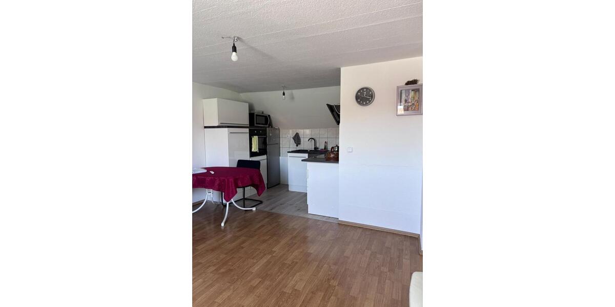 Dachgeschoßwohnung Obertshausen - 2 Zimmer, 65 m&sup2;, 900&euro; | Angebot:26223351
