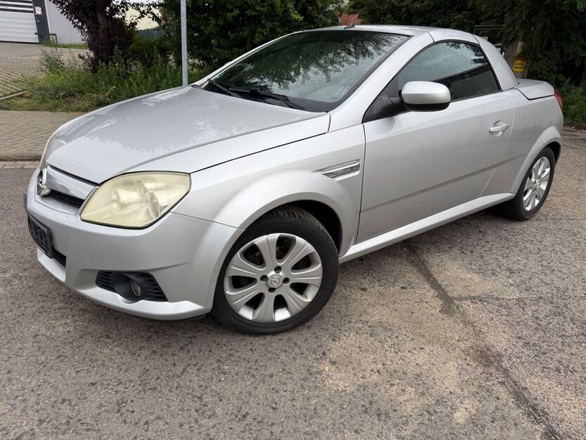 Opel Tigra 218.256 km 1.199 € Hanau 63452