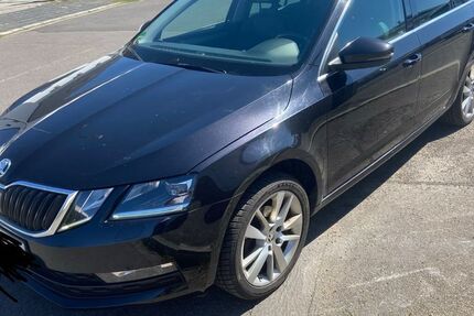 Skoda Octavia 258.000 km 9.990 &euro; Hanau 63452