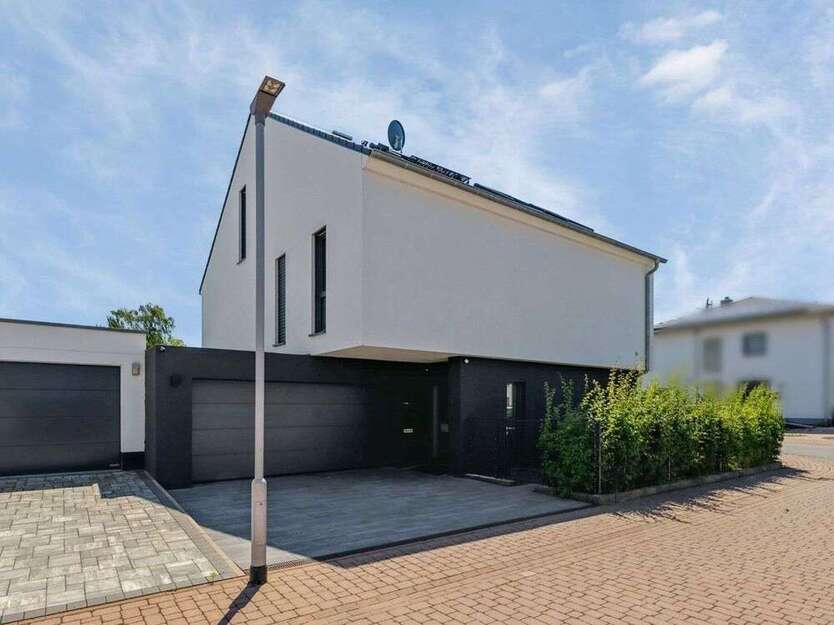 Haus zum Kaufen in Groß-Umstadt 1.025.000 € 228 m²