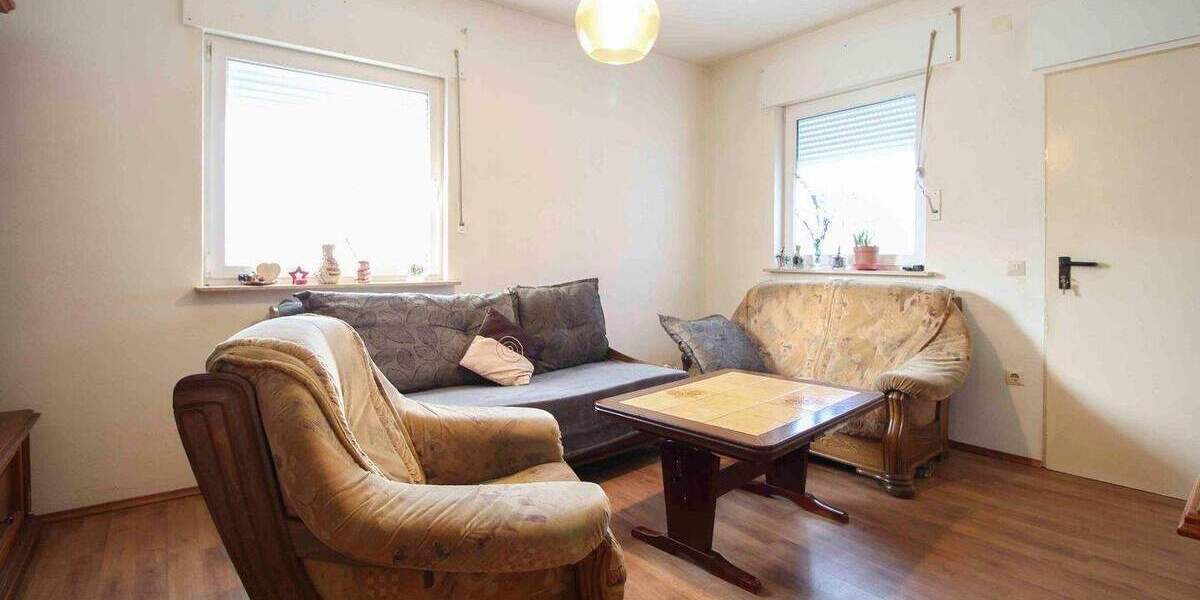 Einfamilienhaus Hanau Großauheim - 6 Zimmer, 270.000&euro; | Angebot:25715899