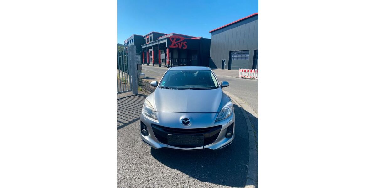 Mazda 3 114.000 km 5.000 &euro; Hanau 63457