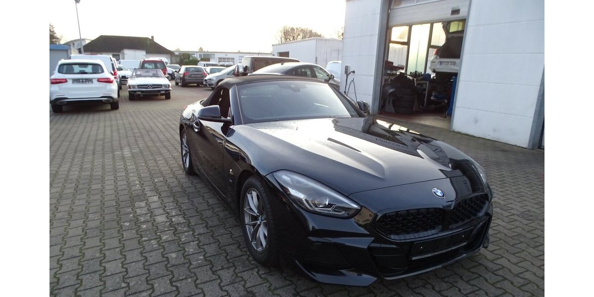 BMW Z4 sDrive 20 i M Sport Leder, LED, Navigation 60.000 km 31.890 &euro; Rodgau 63110