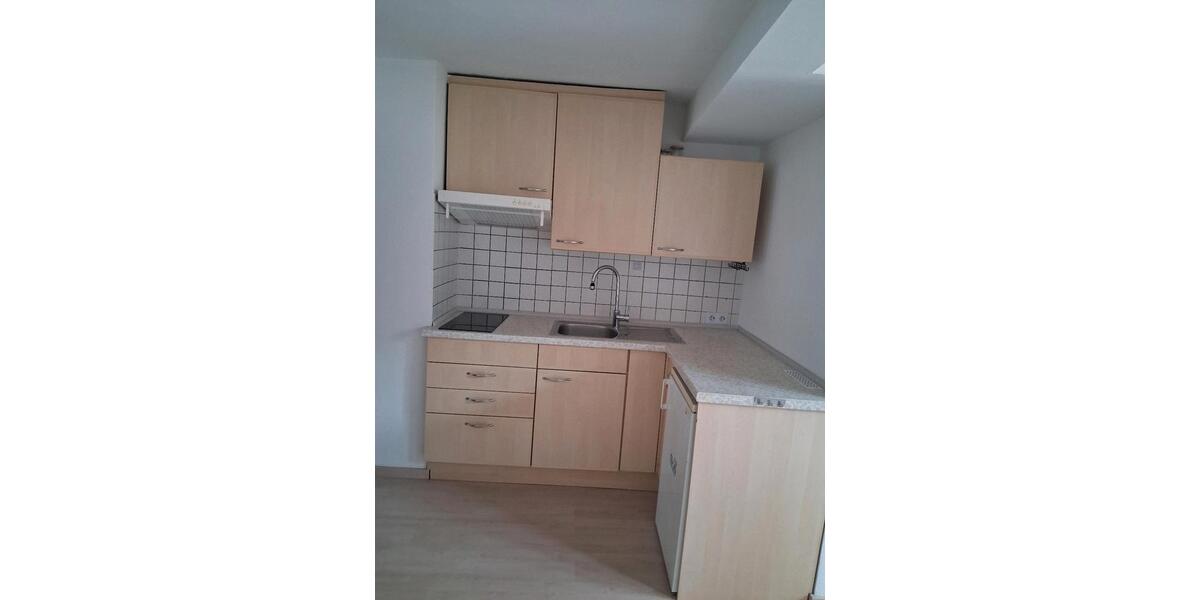 Dachgeschoßwohnung Alzenau - 2 Zimmer, 40 m&sup2;, 400&euro; | Angebot:26326267