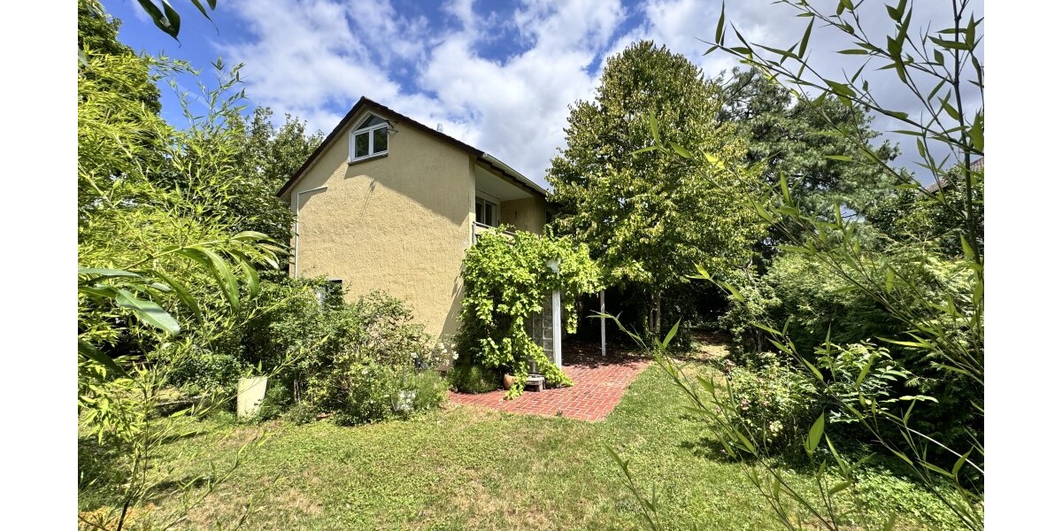 *Ihre Gelegenheit in Marxheim! Abrissgrundstück in ruhiger Lage – Bebaubar mit EFH, DH o. 2-FH* zimmer