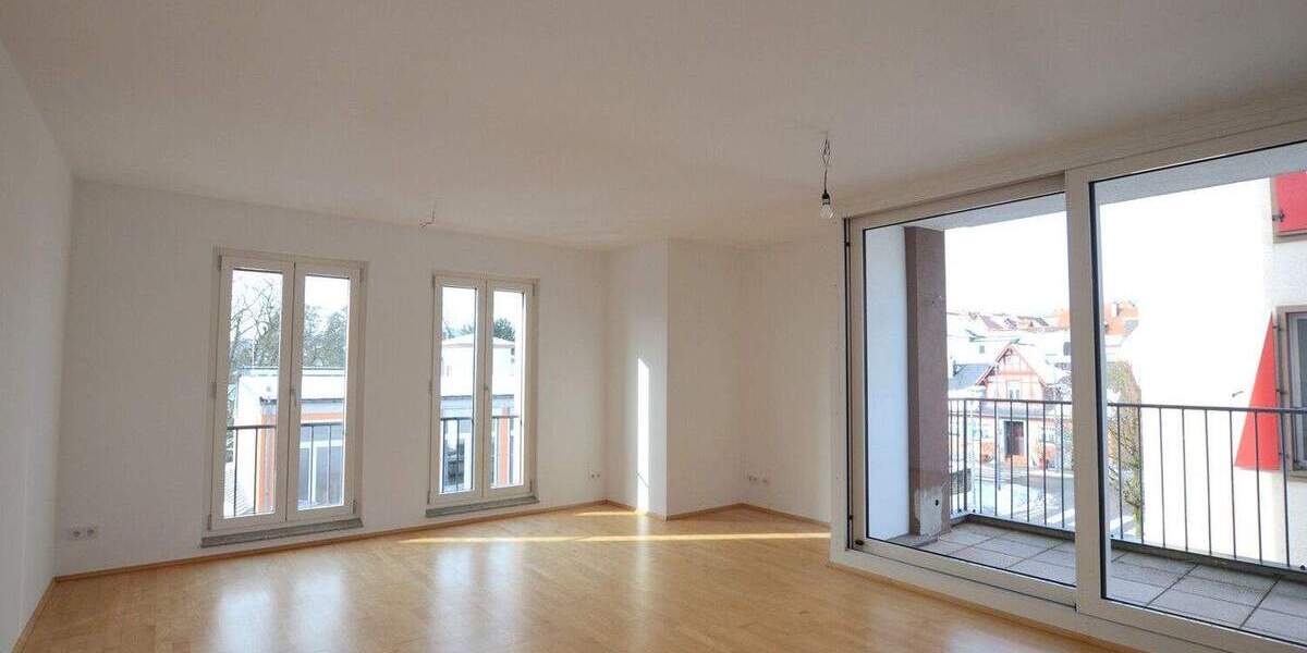 Etagenwohnung Kronberg im Taunus Kronberg - 2 Zimmer, 64 m&sup2;, 1.080&euro; | Angebot:24864938