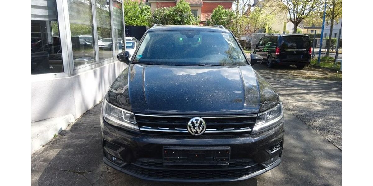 VW Tiguan 128.435 km 15.300 &euro; Frankfurt 60386
