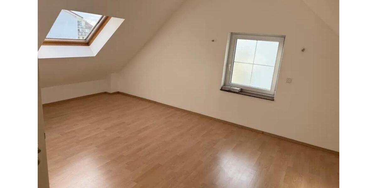 Maisonettenwohnung Mörfelden-Walldorf Walldorf - 5 Zimmer, 120 m&sup2;, 1.650&euro; | Angebot:25964097
