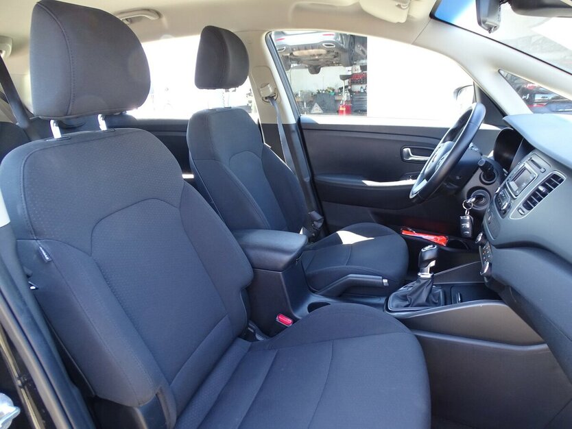 Kia Carens 1,6l Edition 7, Klima, 7-Sitzer, Sitzheizun 46.244 km 14.490 € Rodgau 63110