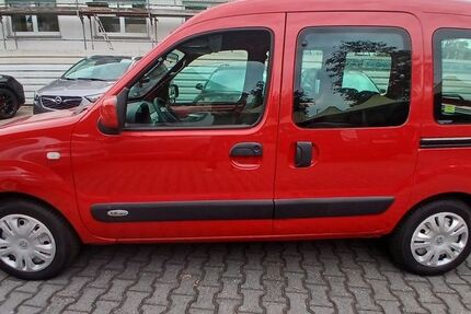 Renault Kangoo 179.000 km 3.990 &euro; Rüsselsheim 65428